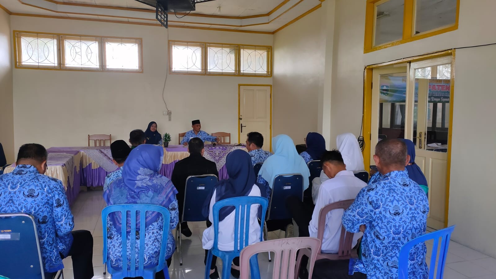 RAPAT STAF USAI APEL